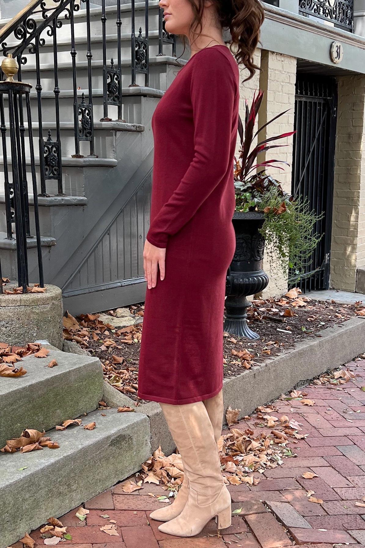 THE QUINN EVERYDAY SCOOP NECK SWEATER DRESS IN BURGUNDY