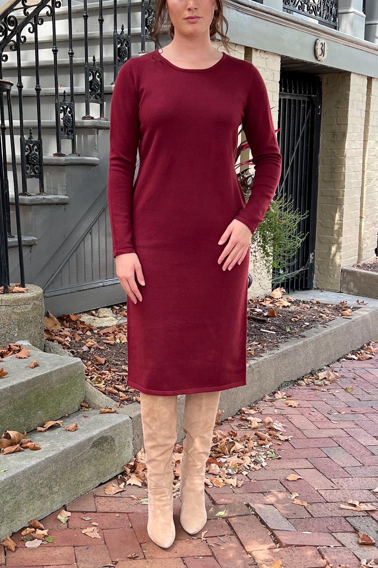 THE QUINN EVERYDAY SCOOP NECK SWEATER DRESS IN BURGUNDY