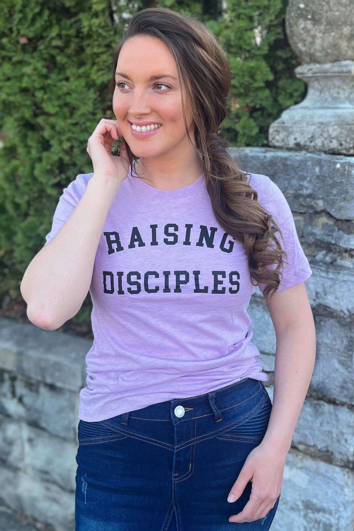 Raising Disciples Graphic Tee in Lilac